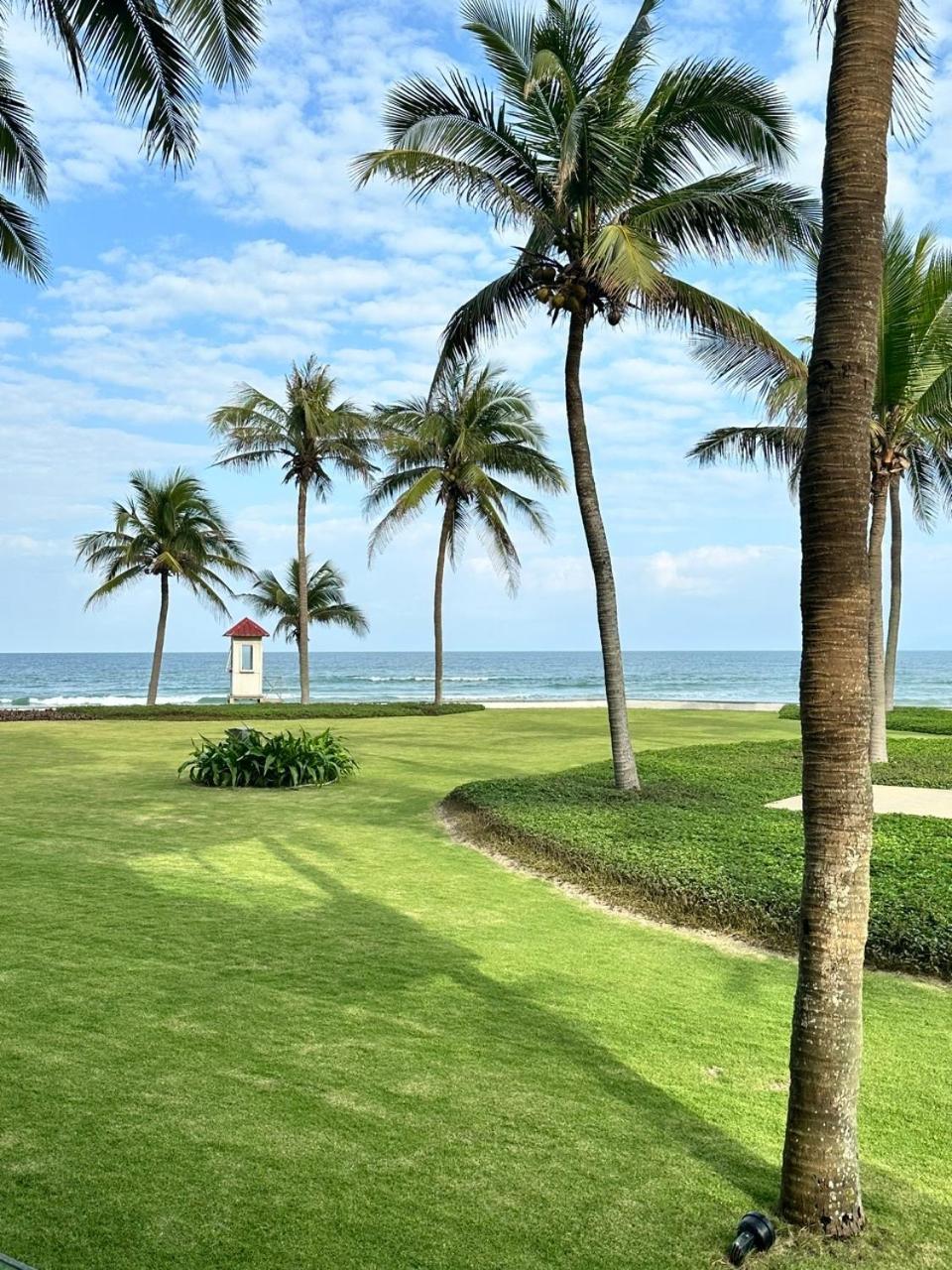 Villa Ocean View And Apartment Da Nang "Free Pick Up" Eksteriør billede
